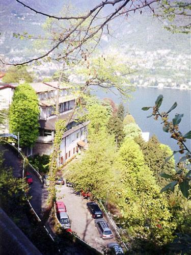 Hotel Glavjc Торно Екстериор снимка