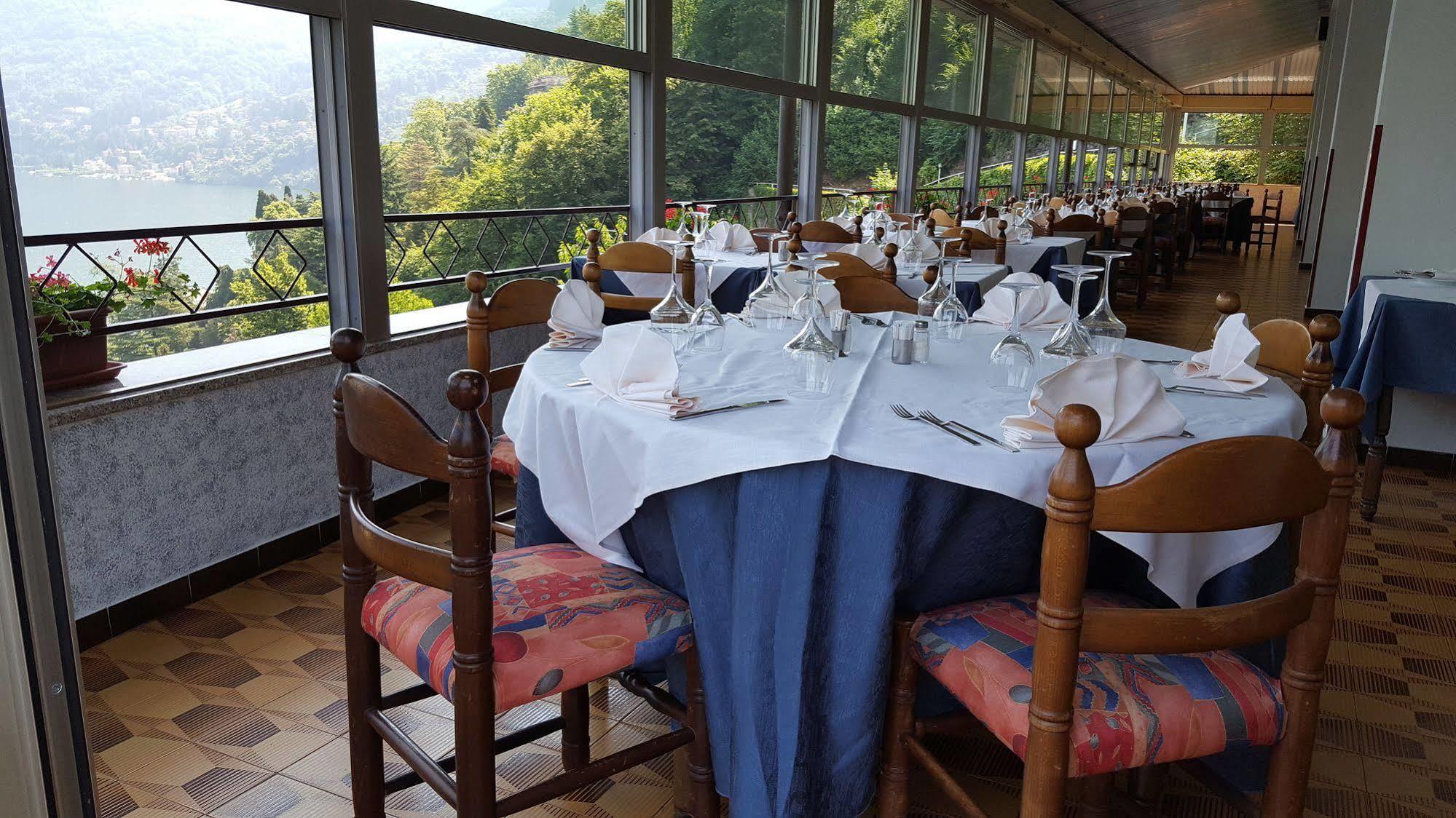 Hotel Glavjc Торно Екстериор снимка